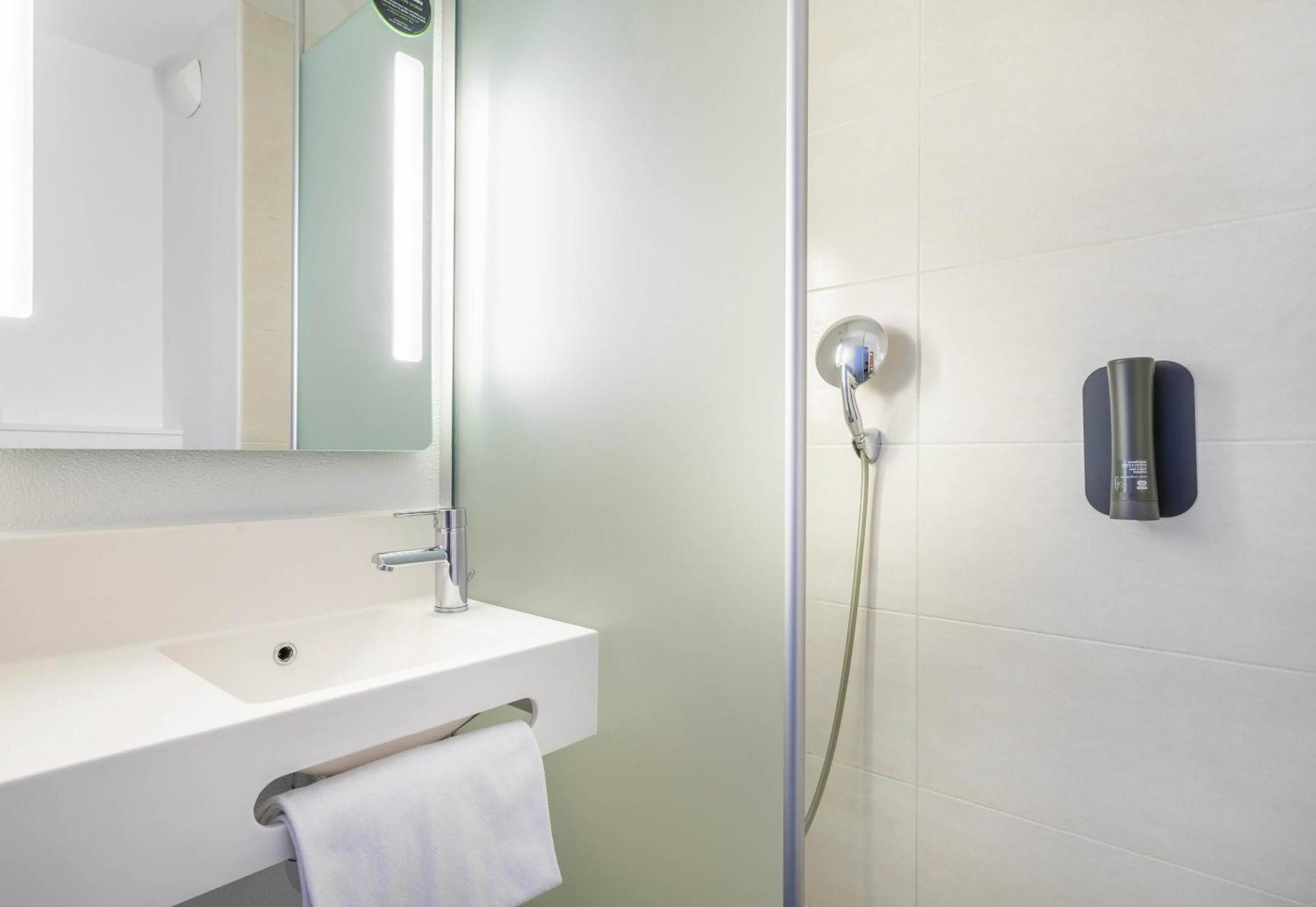 B&B Hotel Marseille Les Ports Kültér fotó